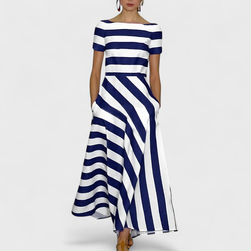 Emma – Lekka i zwiewna sukienka w cienkie paski