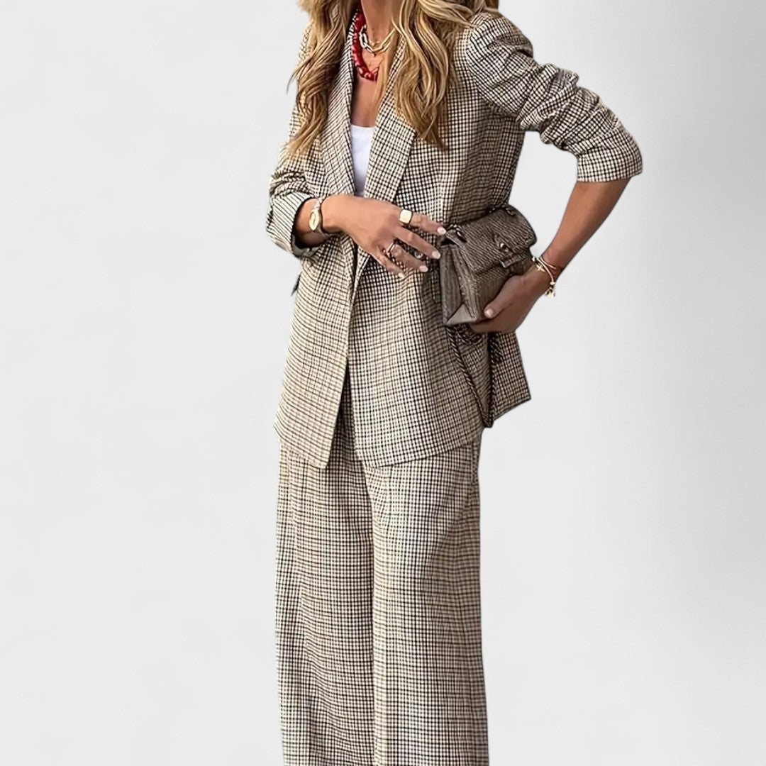 Victoria - Elegancki Strój