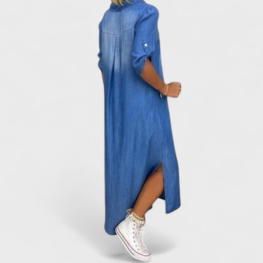 Ilse - Letnia sukienka z dekoltem w serek z denimu